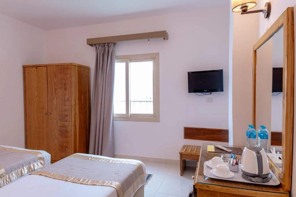 MinaMark Beach Resort: another view