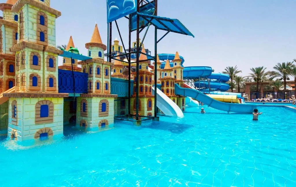 Mirage Bay Resort & Aqua Park: another view