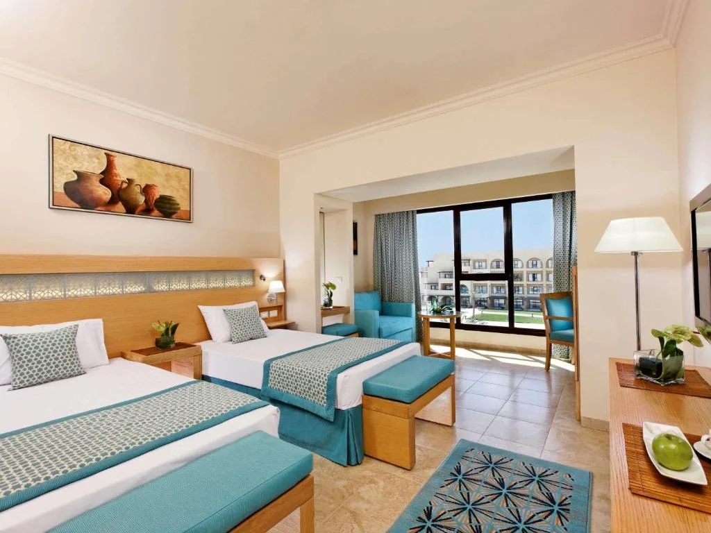 Movenpick Waterpark Resort & Spa Soma Bay: another view