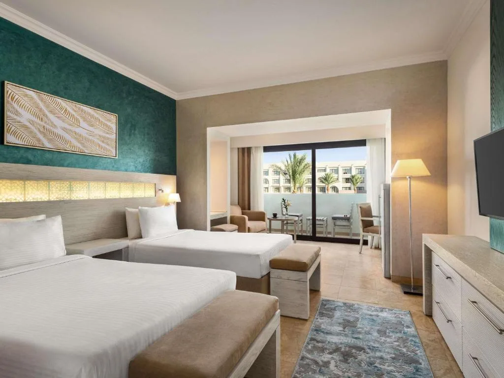 Movenpick Waterpark Resort & Spa Soma Bay: another view