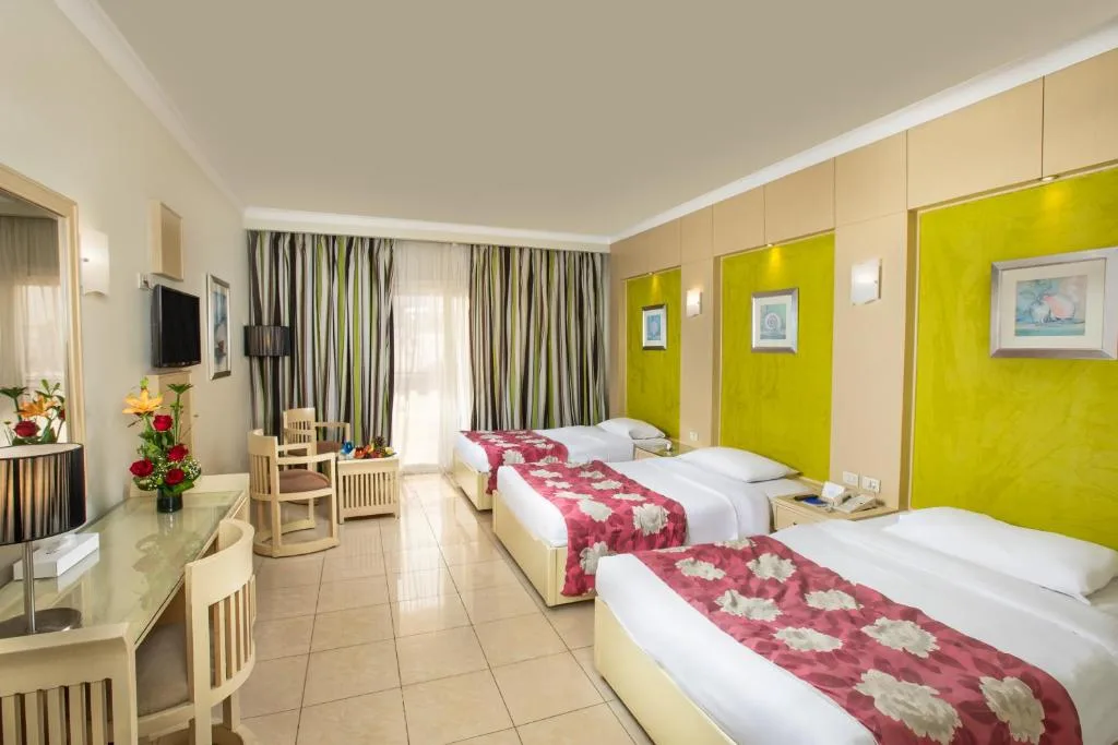 Naama Bay Hotel & Resort: another view