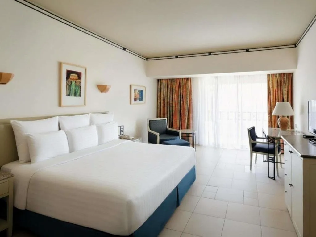 Naama Bay Promenade Beach Resort: another view