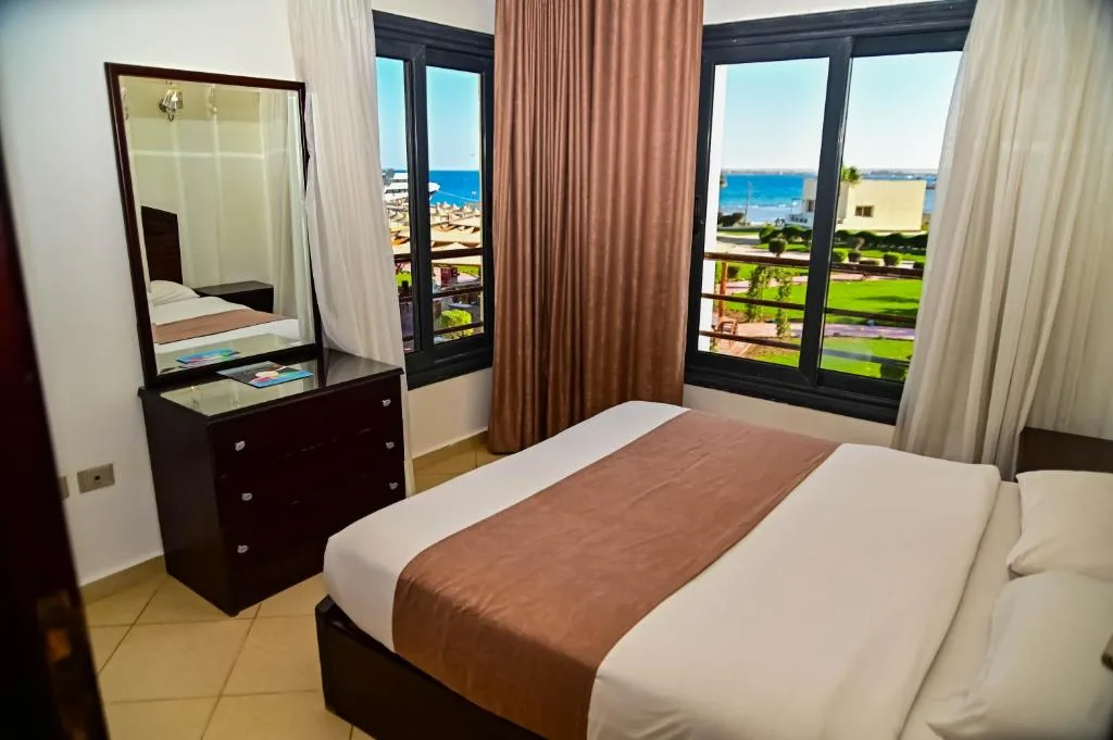 New Eagles Aqua Park Resort: another view