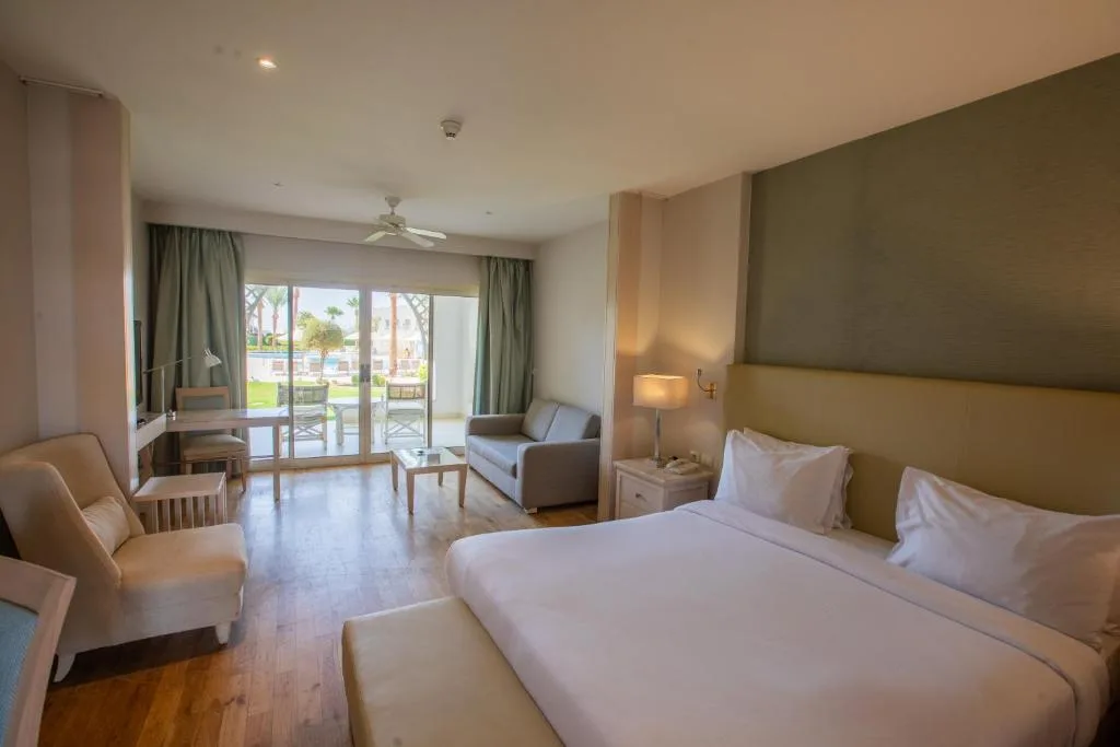 Old Palace Resort Sahl Hasheesh: another view