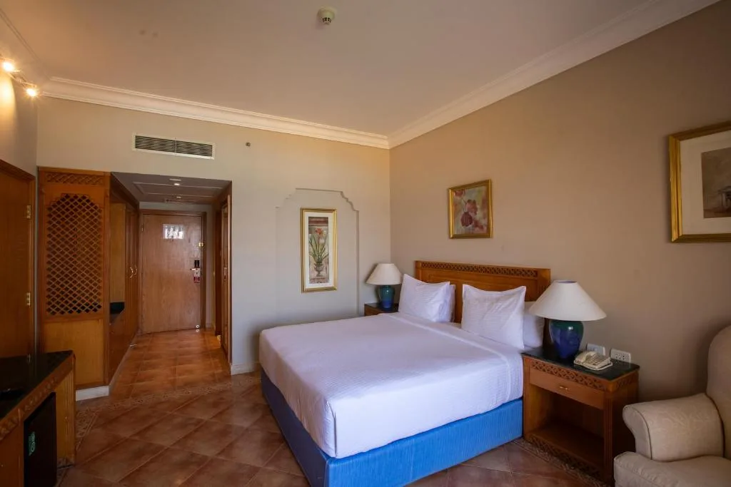Old Palace Resort Sahl Hasheesh: another view