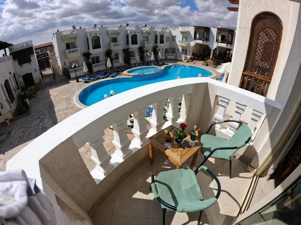 Oriental Rivoli Hotel & Spa: another view