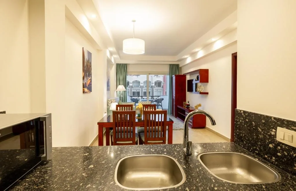 Oyster Bay Beach Suites: another view