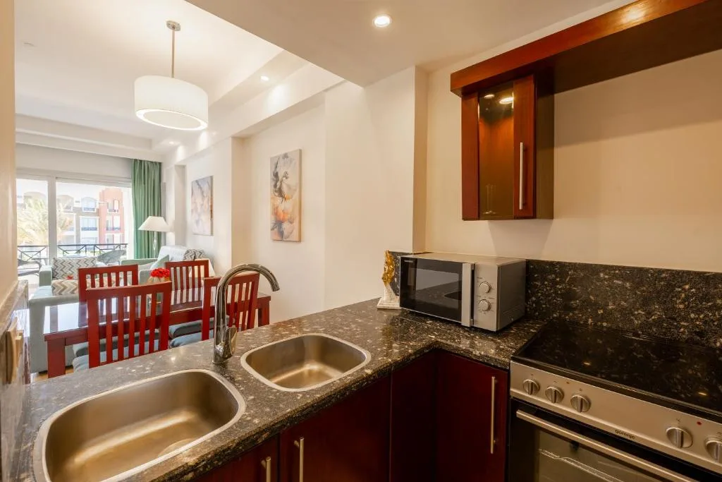 Oyster Bay Beach Suites: another view