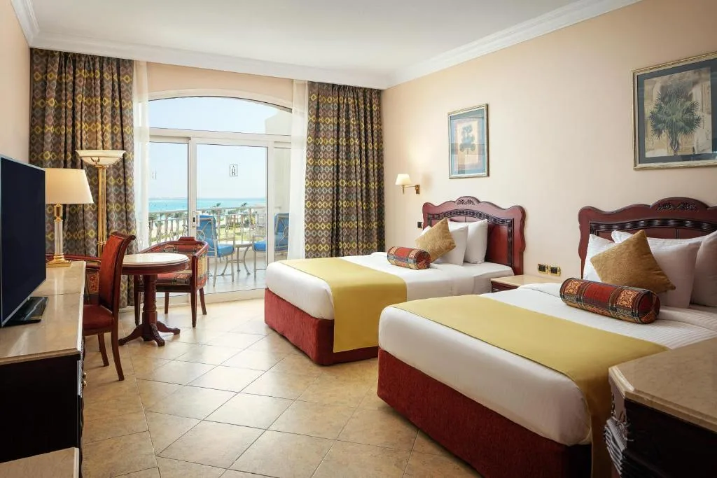 Palm Royale Resort Soma Bay: another view