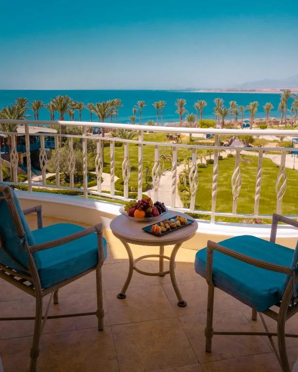 Palm Royale Resort Soma Bay: another view