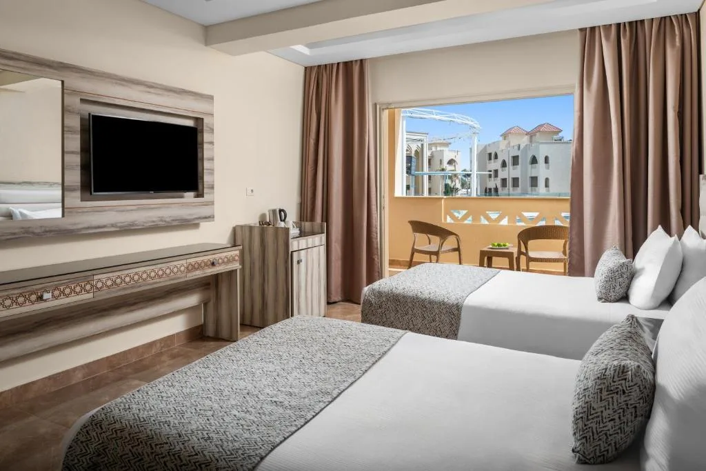 Pickalbatros Aqua Blu Resort Hurghada: another view