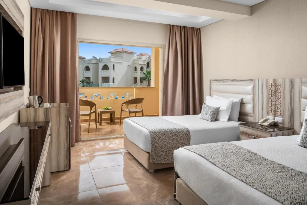 Pickalbatros Aqua Blu Resort Hurghada: another view