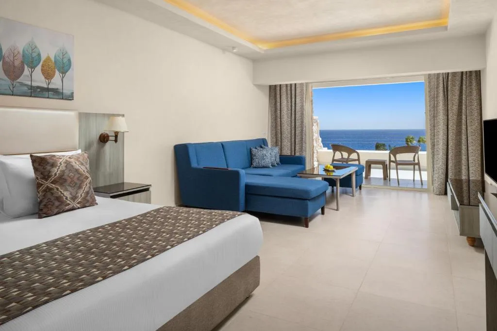 Pickalbatros Citadel Resort Sahl Hasheesh: another view