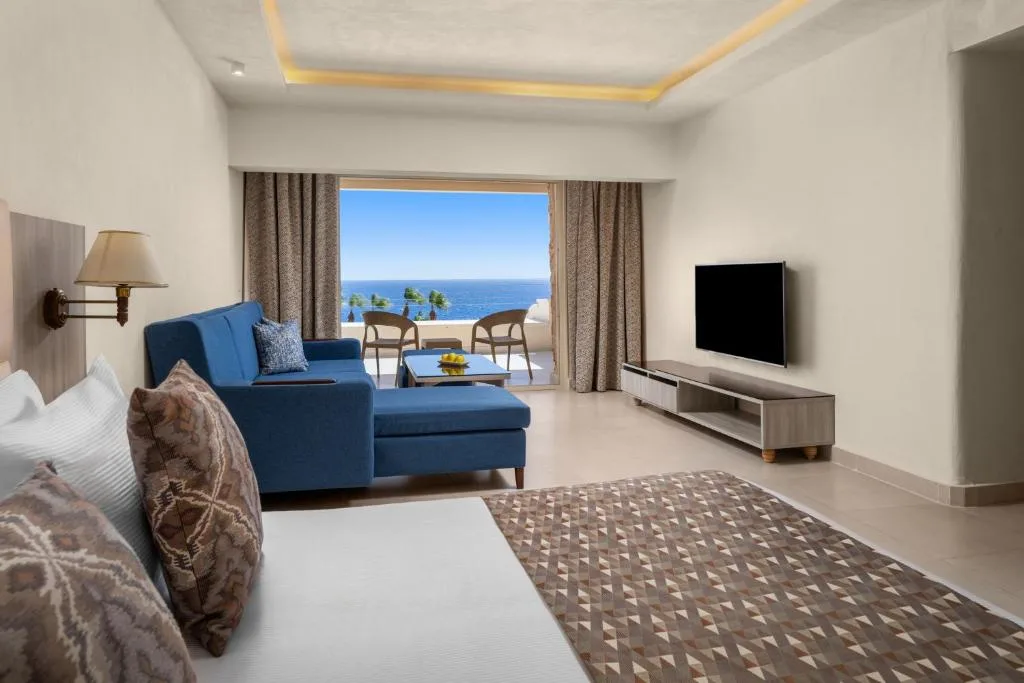 Pickalbatros Citadel Resort Sahl Hasheesh: another view