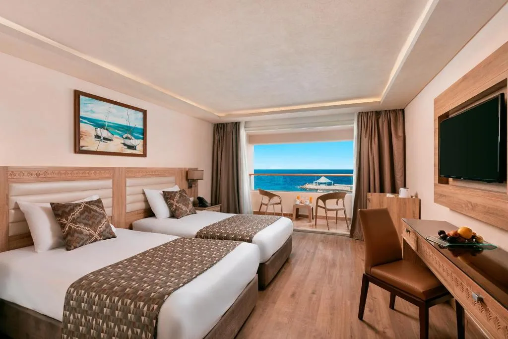 Pickalbatros Citadel Resort Sahl Hasheesh: another view