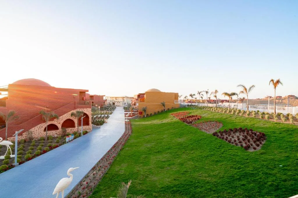 Pickalbatros Vita Resort, Portofino Marsa Alam: another view