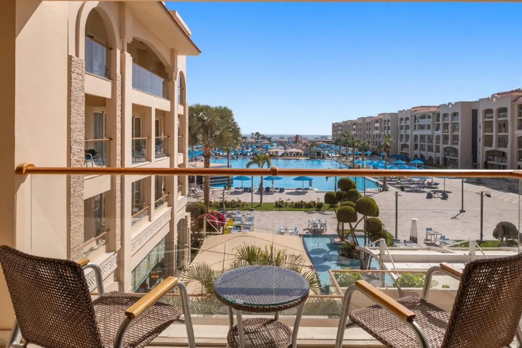 Pickalbatros White Beach Resort Hurghada: another view