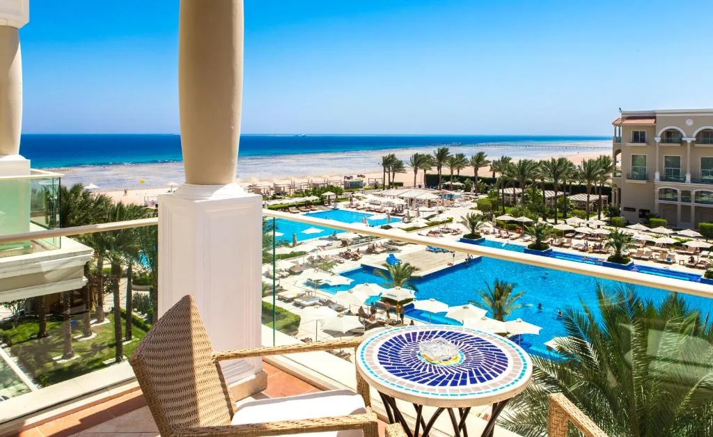 Premier Le Reve Hotel & Spa Sahl Hasheesh: another view