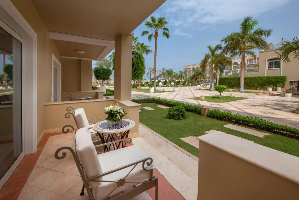 Premier Le Reve Hotel & Spa Sahl Hasheesh: another view