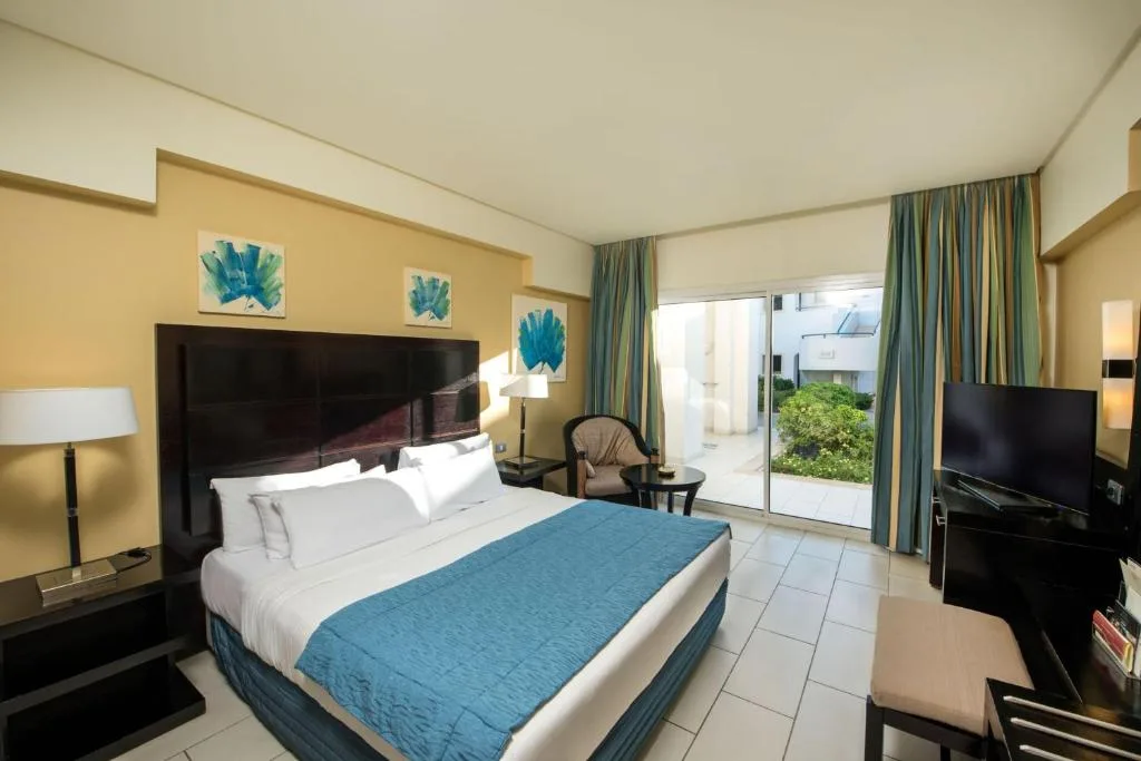 Reef Oasis Blue Bay Resort & Spa: another view