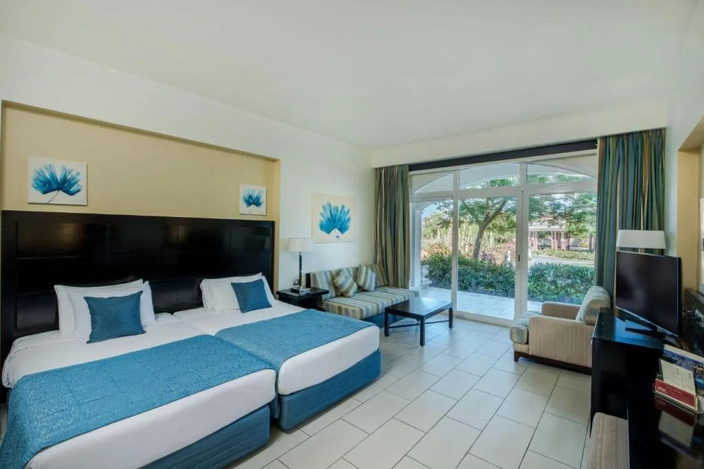 Reef Oasis Blue Bay Resort & Spa: another view