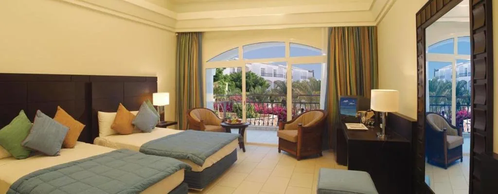 Reef Oasis Blue Bay Resort & Spa: another view
