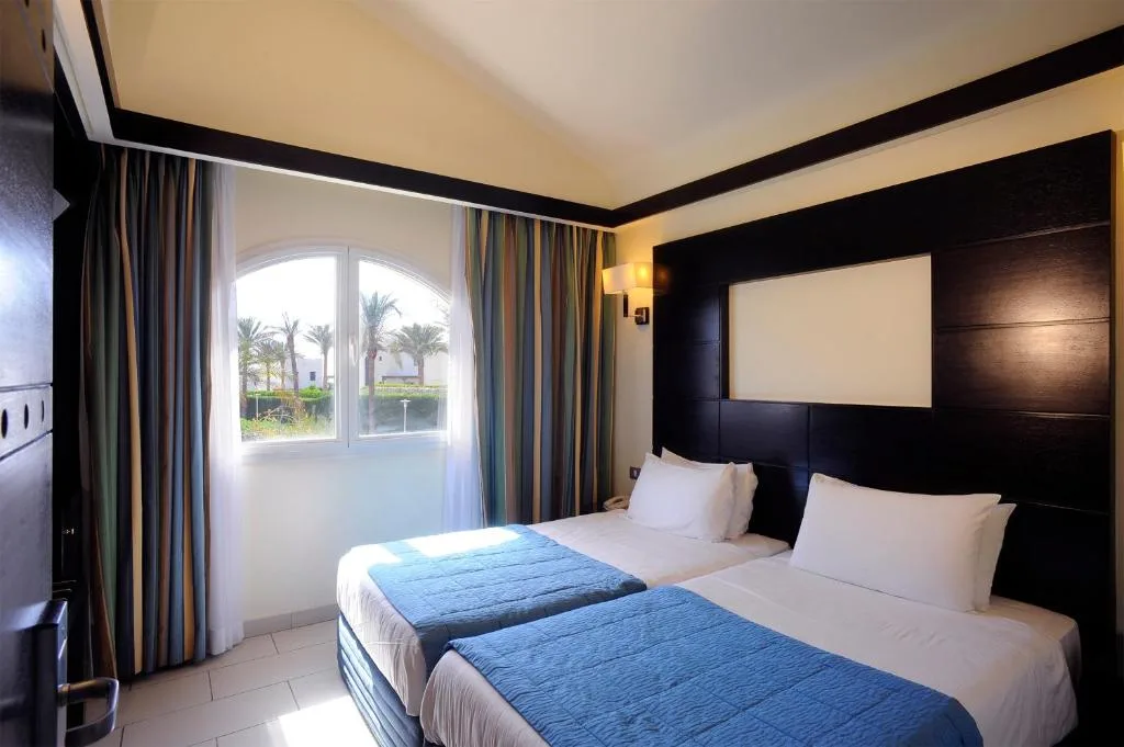 Reef Oasis Blue Bay Resort & Spa: another view