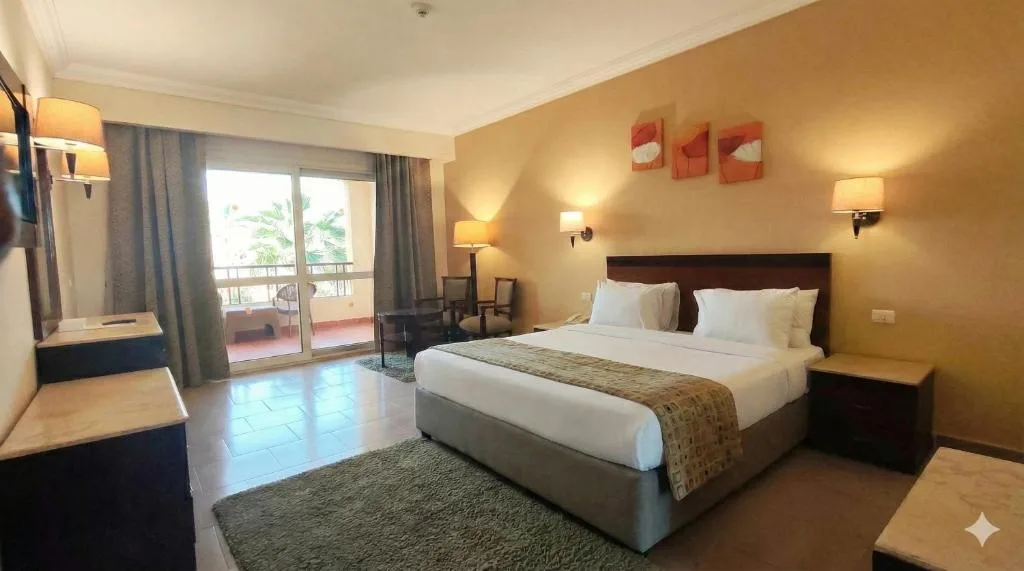 Regency Plaza Aqua Park and Spa Resort: another view