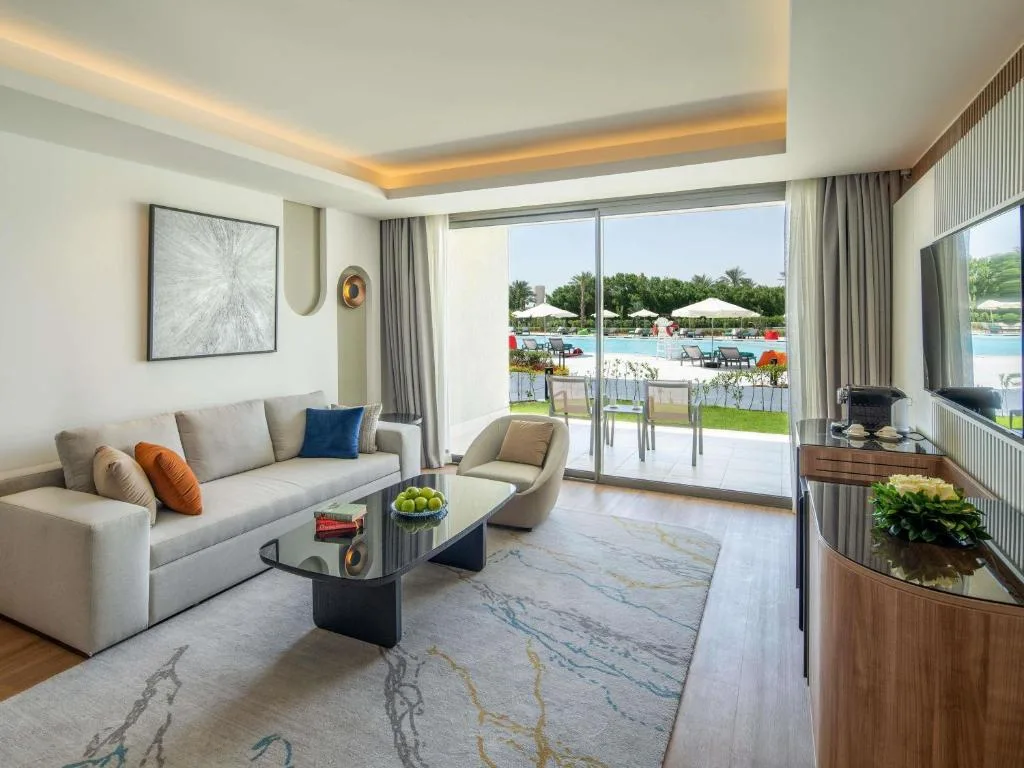 Rixos Premium Magawish Bay View: another view