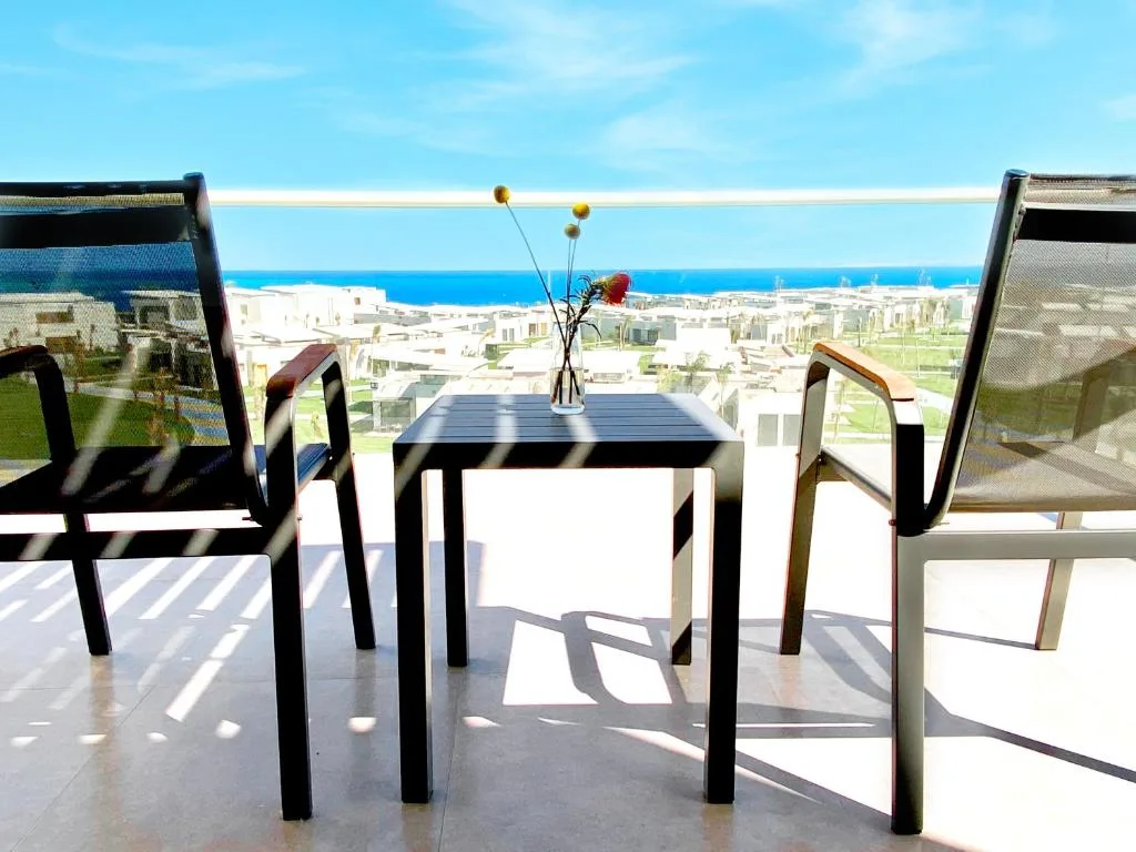 Rixos Premium Magawish Suites and Villas: another view