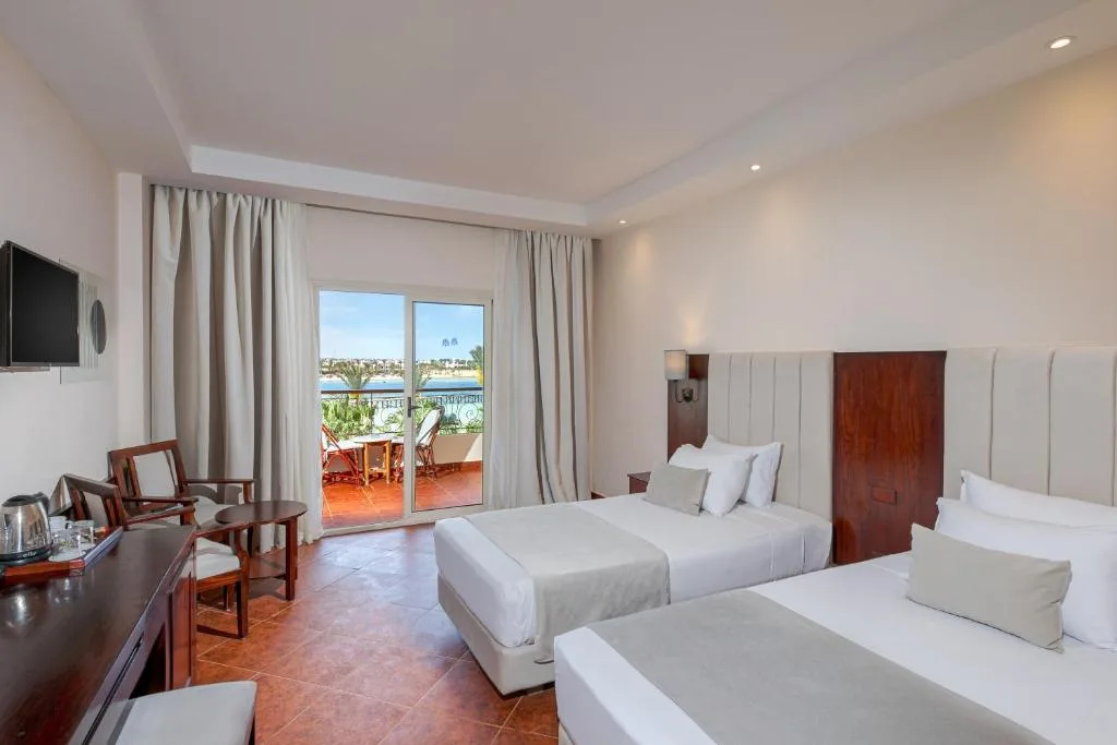 Royal Brayka Beach Resort: another view
