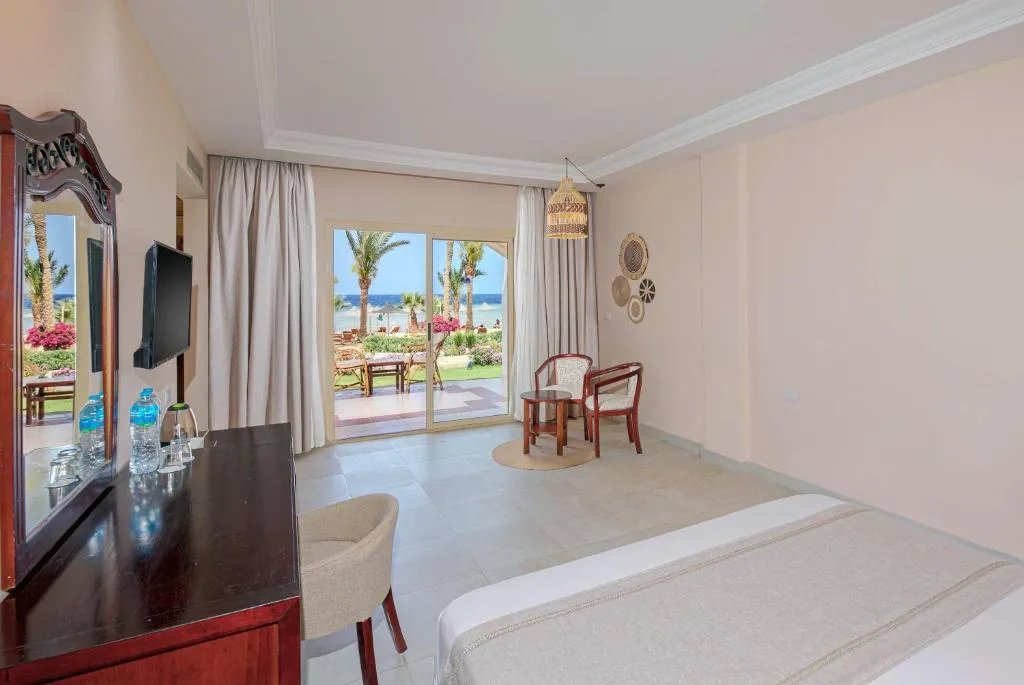 Royal Brayka Beach Resort: another view