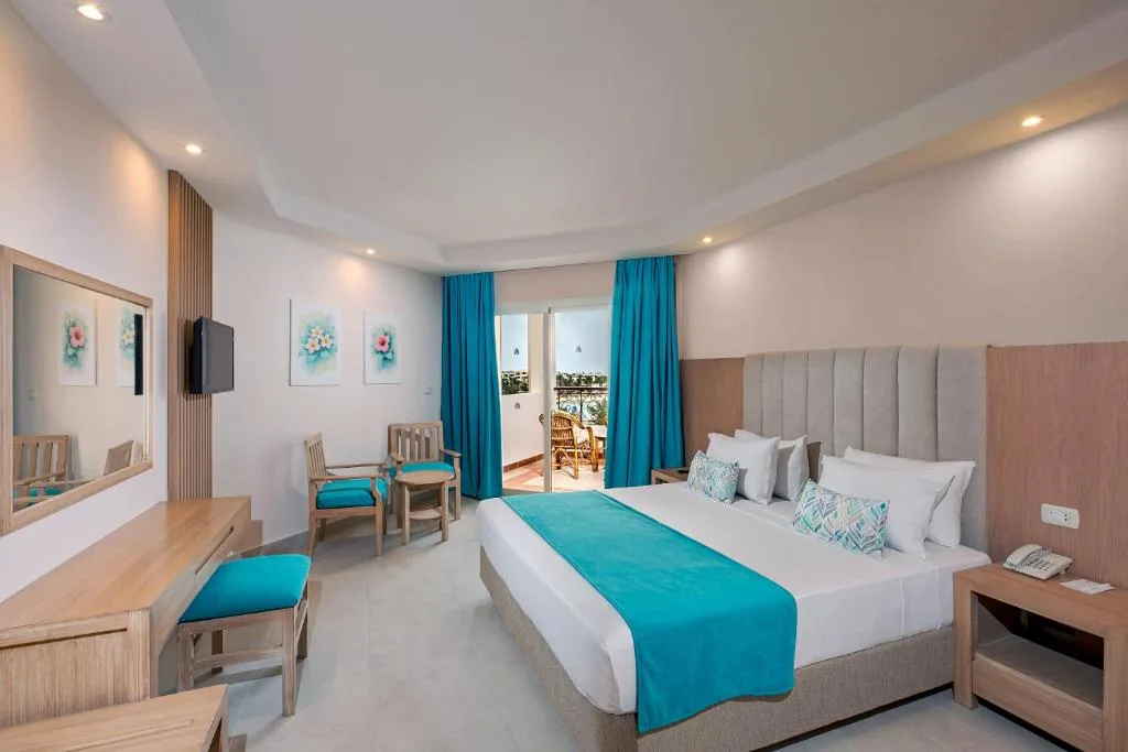 Royal Brayka Beach Resort: another view
