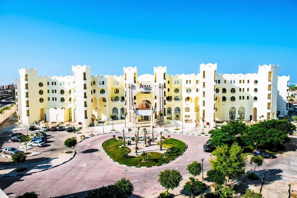 Royal Lagoons Resort & Aqua Park: another view