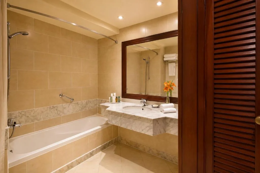 Safir Sharm Waterfalls Resort: another view