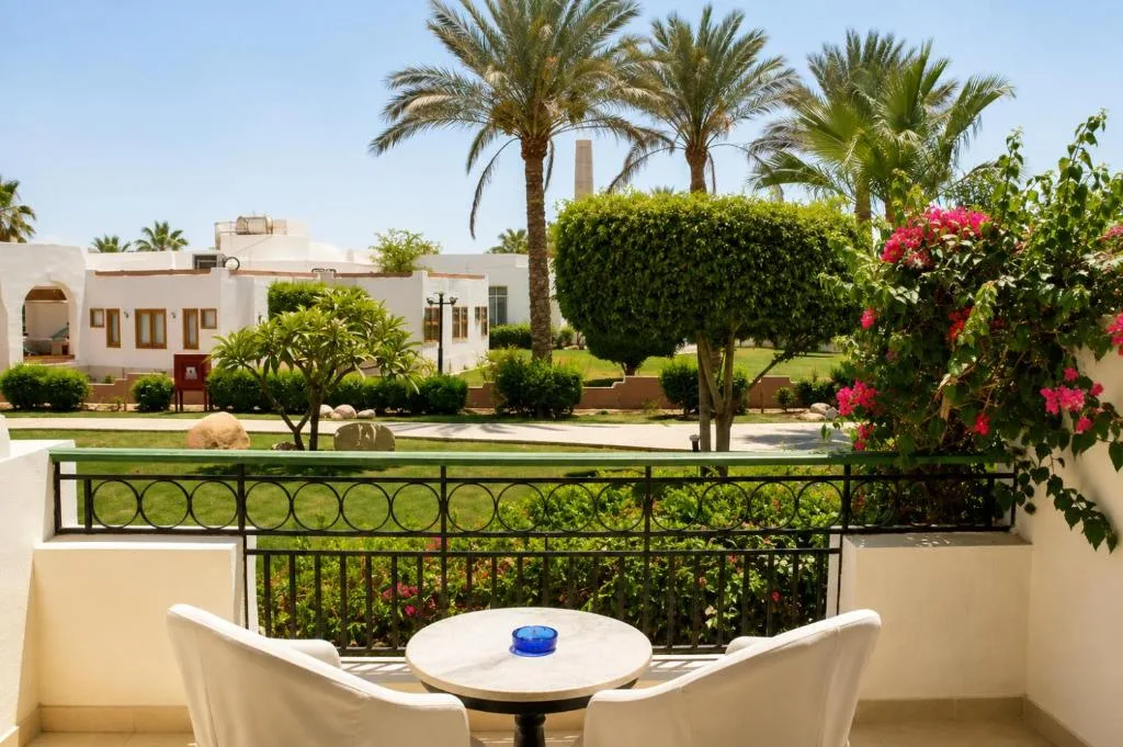 Safir Sharm Waterfalls Resort: another view