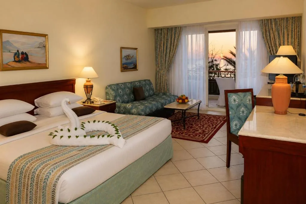 Safir Sharm Waterfalls Resort: another view