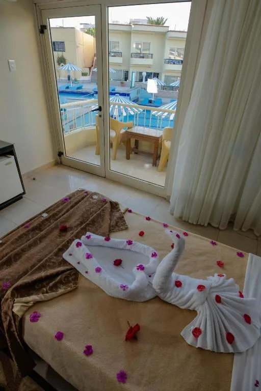 Sand Beach Resort: another view