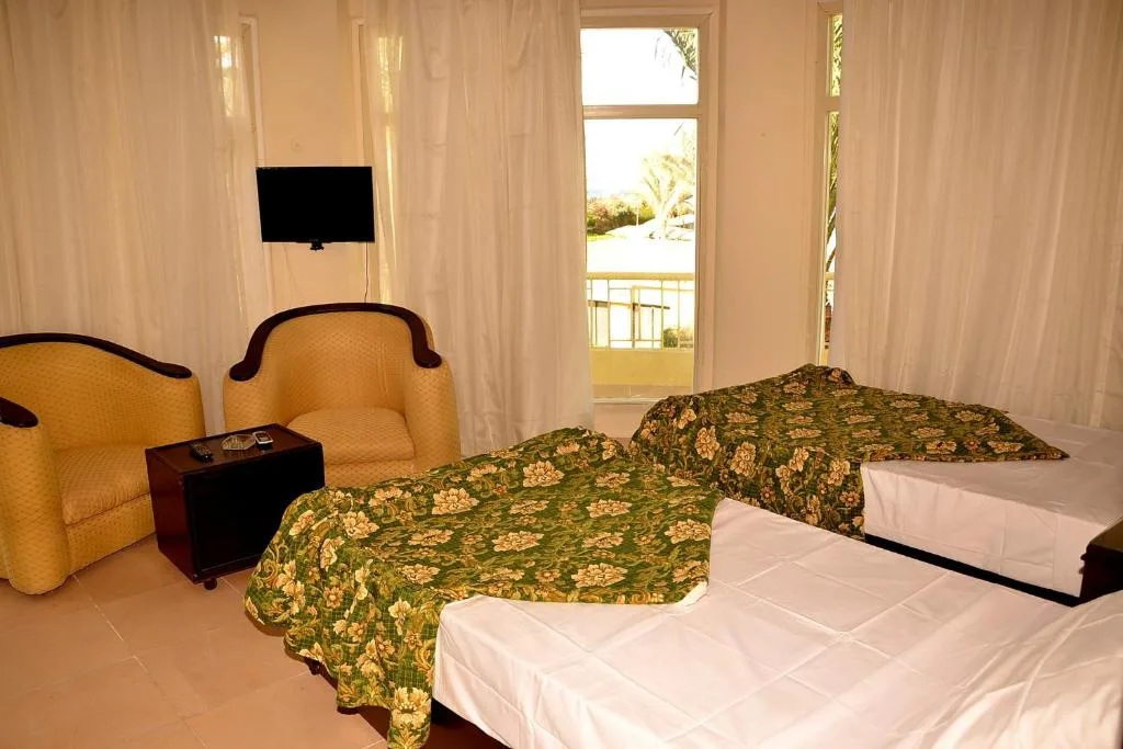 Sand Beach Resort: another view
