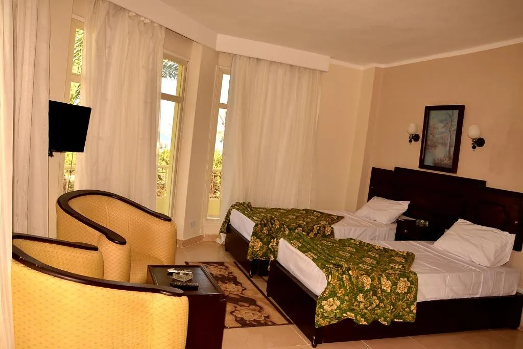 Sand Beach Resort: another view