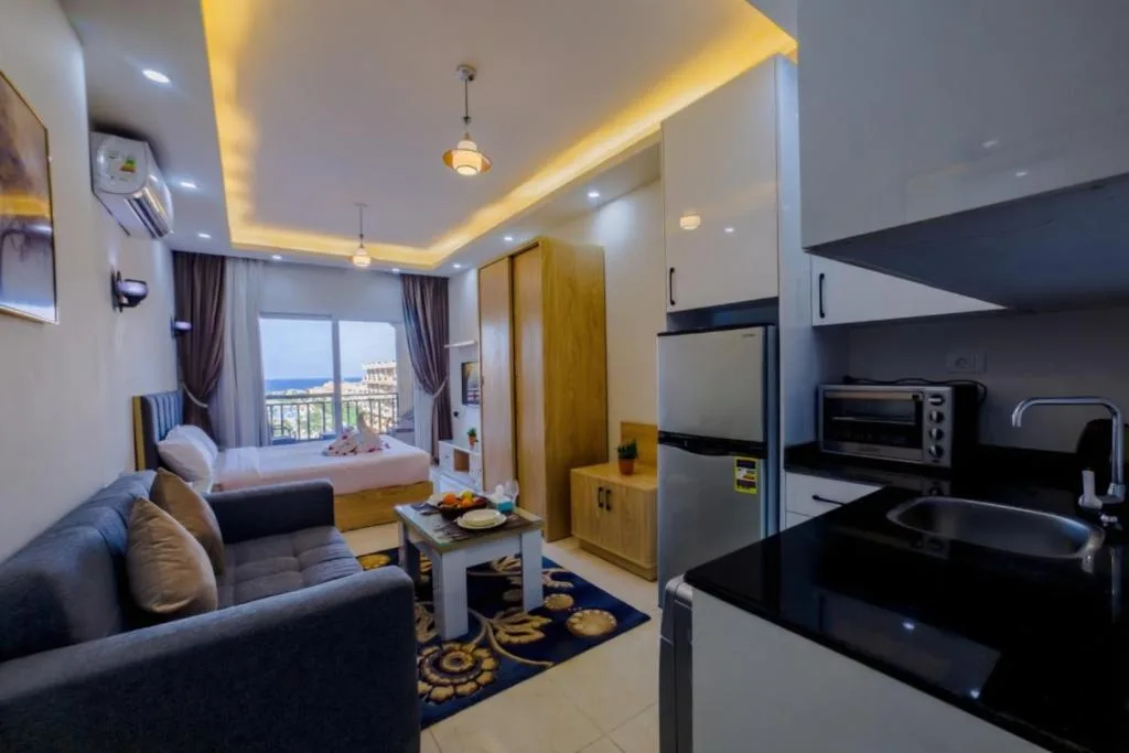 Selena Bay Hotel Suites: another view