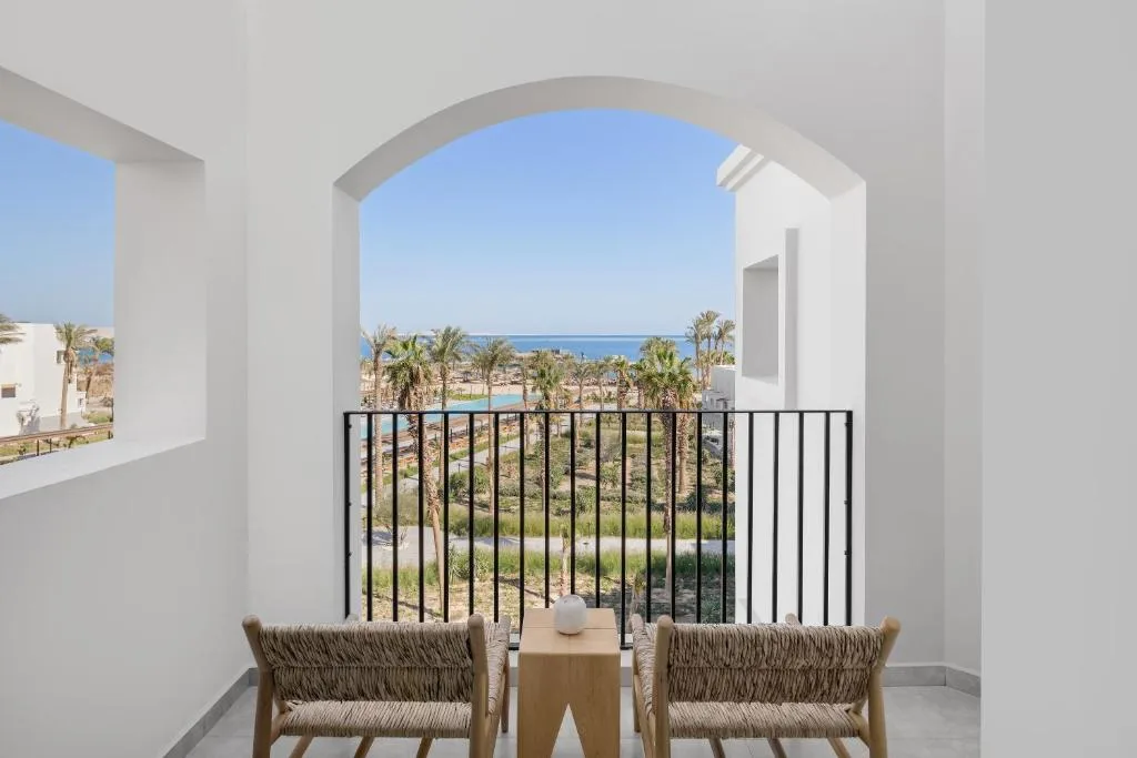 Serry Beach Resort: another view