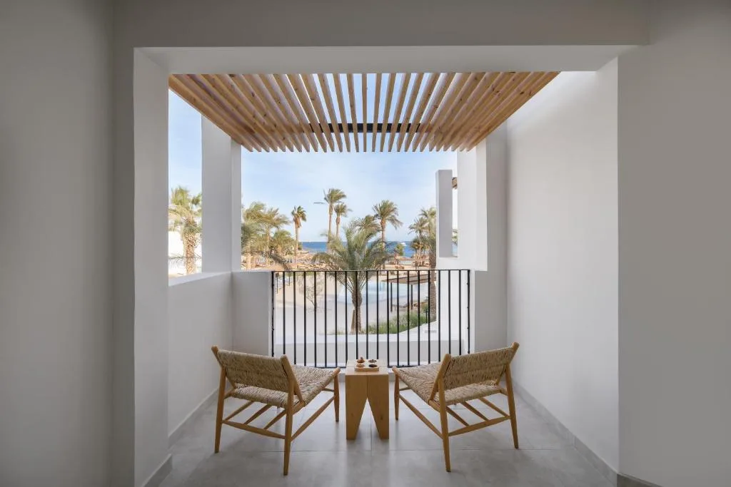 Serry Beach Resort: another view