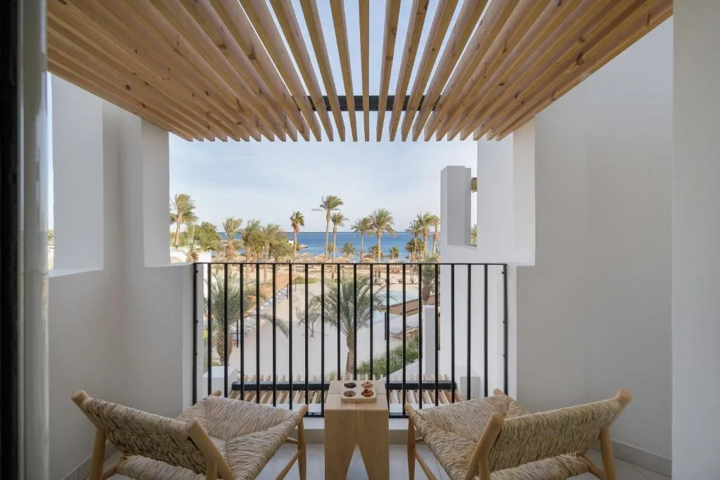 Serry Beach Resort: another view