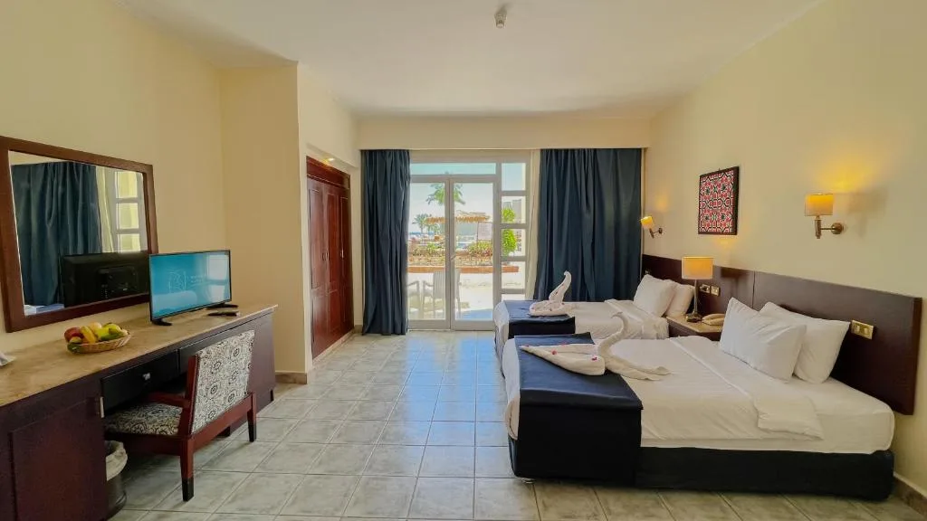 Sharm Reef Hotel: another view