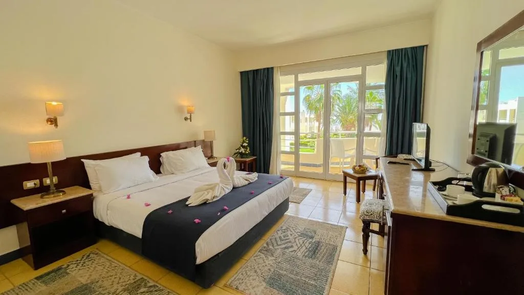 Sharm Reef Hotel: another view