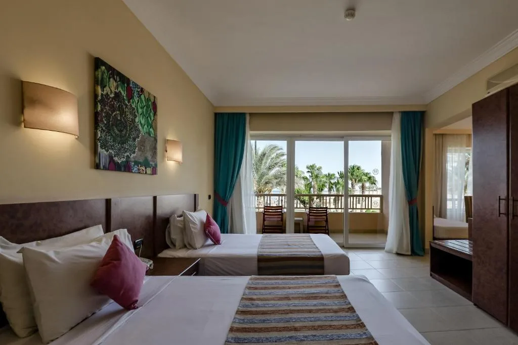 Shoni Bay Resort: another view