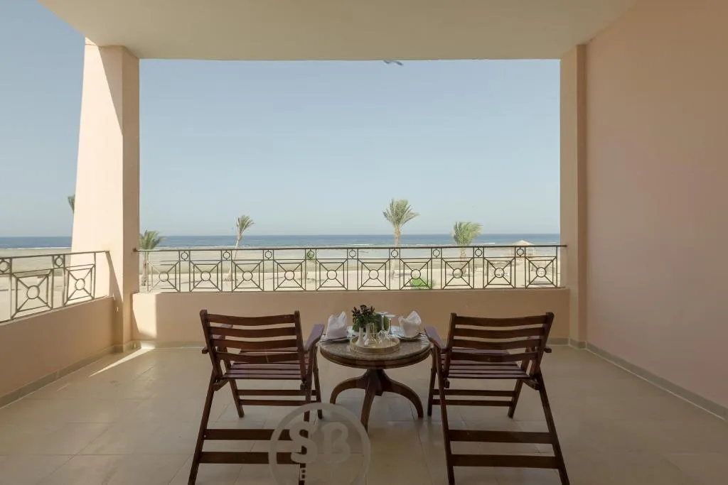 Shoni Bay Resort: another view