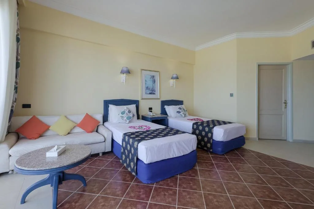 Shoni Bay Resort: another view