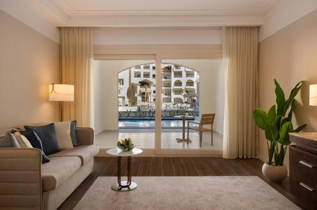 SRNTY Sahl Hasheesh: another view